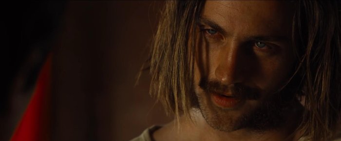 nocturnal-animals-aaron-taylor-johnson